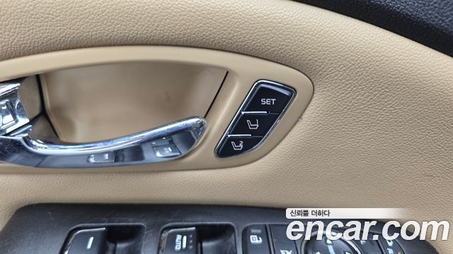 Kia Carnival 9-seater Hi-Limousine Noblesse 2017 — фото 33