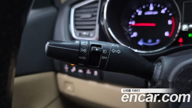 Kia Carnival 9-seater Hi-Limousine Noblesse 2017 — фото 34