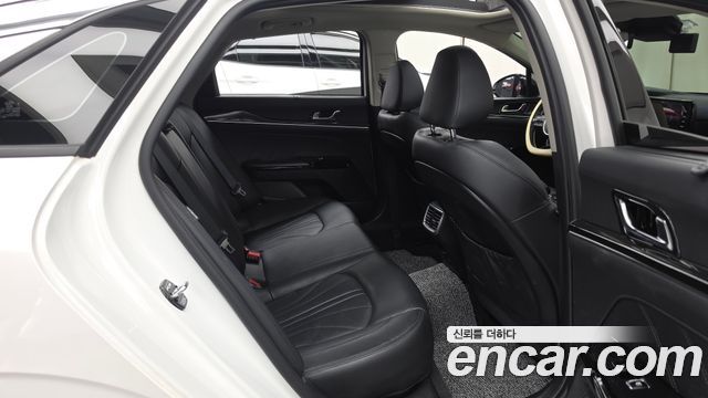 Kia K5 (III) 1.6 Turbo Signature 2020 — фото 12