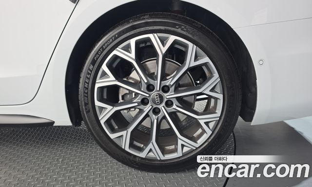 Audi A6 (C9) 40 TFSI S Line 2026 — фото 21