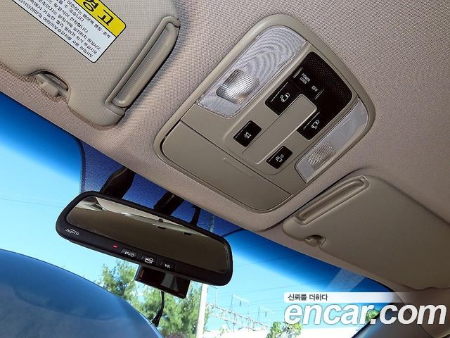 Kia Carnival 9-seater Prestige 2017 — фото 19