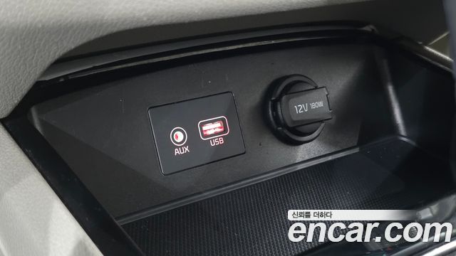 Kia Carnival 9-Seater Prstige 2019 — фото 13