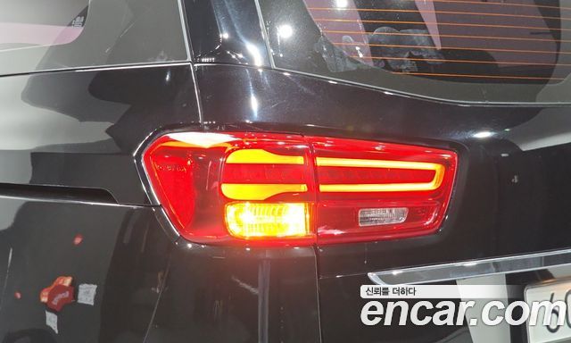 Kia Carnival 9-Seater Prstige 2019 — фото 23