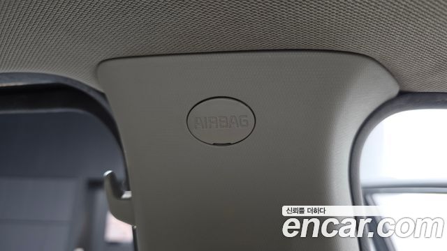 Kia Carnival 9-Seater Prstige 2019 — фото 31