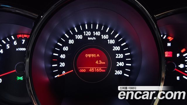 Kia K5 LPI Smart 2013 — фото 8