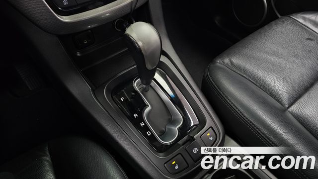 Chevrolet Captiva 2WD LTZ 2017 — фото 9