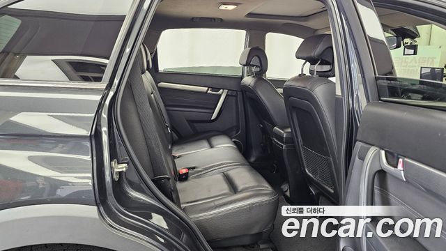 Chevrolet Captiva 2WD LTZ 2017 — фото 12