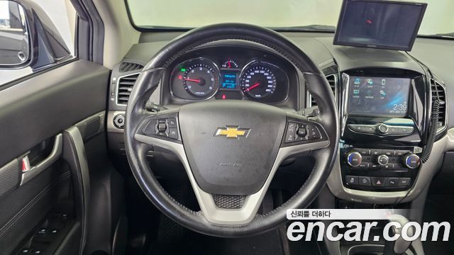 Chevrolet Captiva 2WD LTZ 2017 — фото 13
