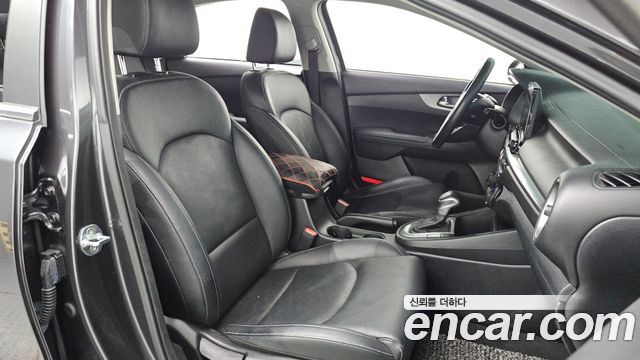 Kia K3 Standard LED Pack 2021 — фото 18