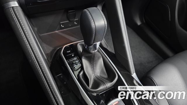 Renault Korea QM6 2.0 LPe RE Signature 2WD 2023 — фото 9