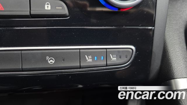Renault Korea QM6 2.0 LPe RE Signature 2WD 2023 — фото 14