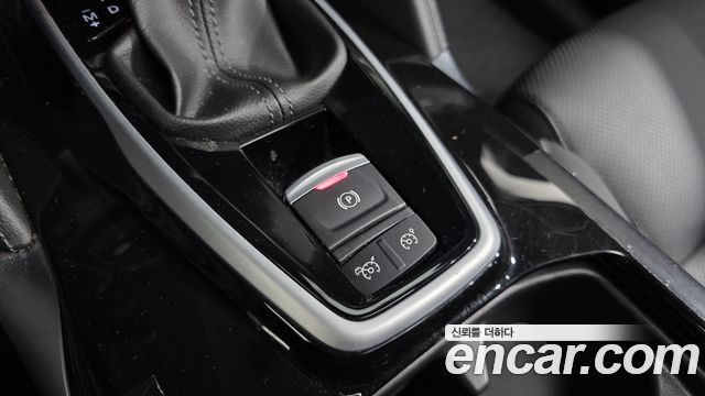 Renault Korea QM6 2.0 LPe RE Signature 2WD 2023 — фото 18