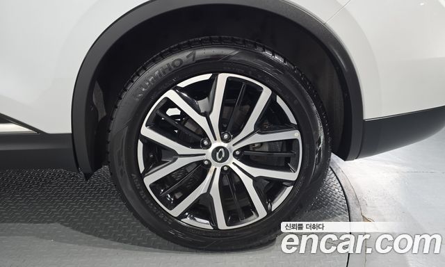 Renault Korea QM6 2.0 LPe RE Signature 2WD 2023 — фото 21