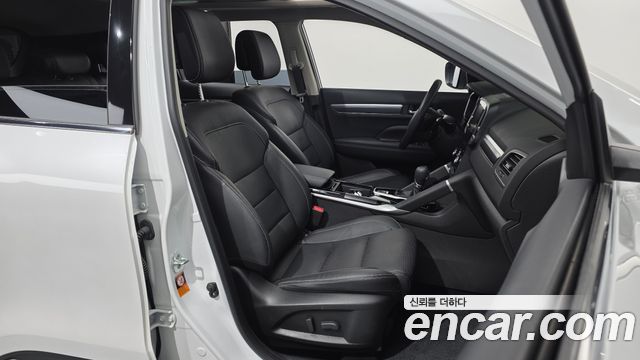 Renault Korea QM6 2.0 LPe RE Signature 2WD 2023 — фото 26