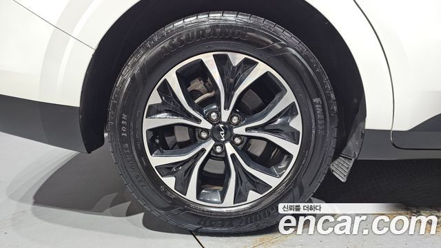 Kia Carnival (IV) Gasoline 9-Seater Prestige 2023 — фото 5