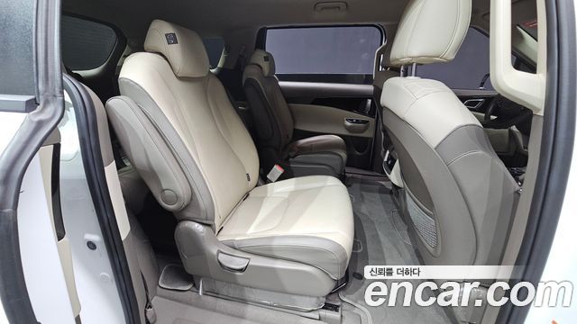 Kia Carnival (IV) Gasoline 9-Seater Prestige 2023 — фото 11