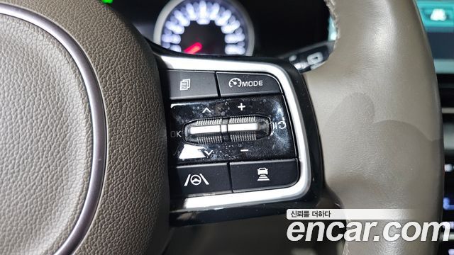 Kia Carnival (IV) Gasoline 9-Seater Prestige 2023 — фото 20
