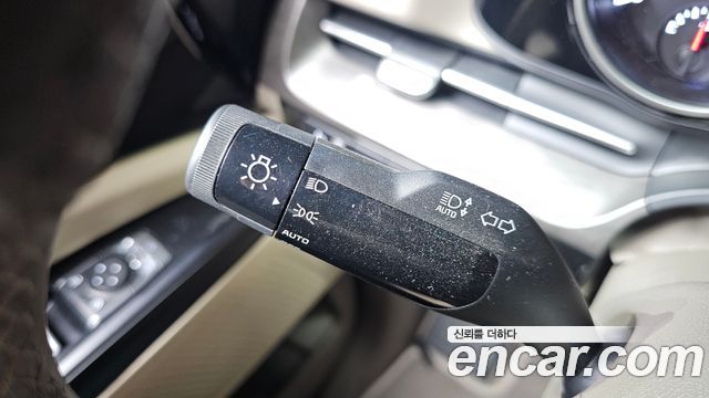 Kia Carnival (IV) Gasoline 9-Seater Prestige 2023 — фото 27