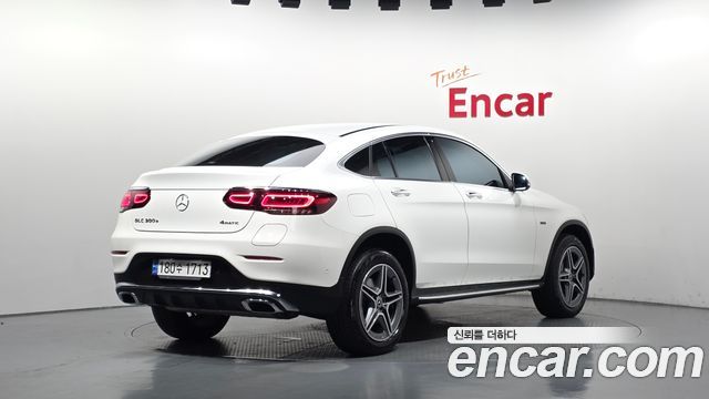 Mercedes-Benz GLC-Class (X253) GLC300e 4MATIC Coupe 2021 — фото 2