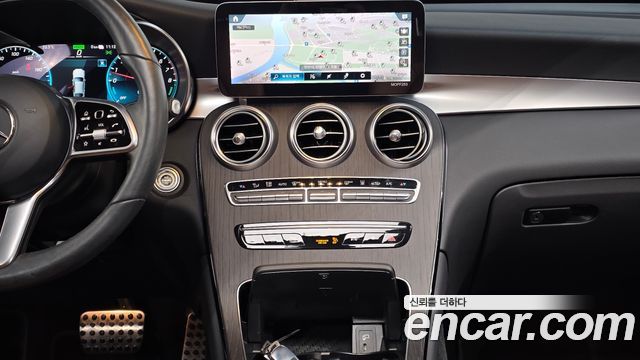 Mercedes-Benz GLC-Class (X253) GLC300e 4MATIC Coupe 2021 — фото 14