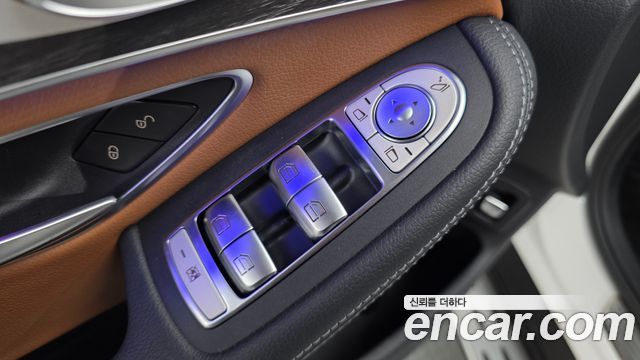 Mercedes-Benz GLC-Class (X253) GLC300e 4MATIC Coupe 2021 — фото 30