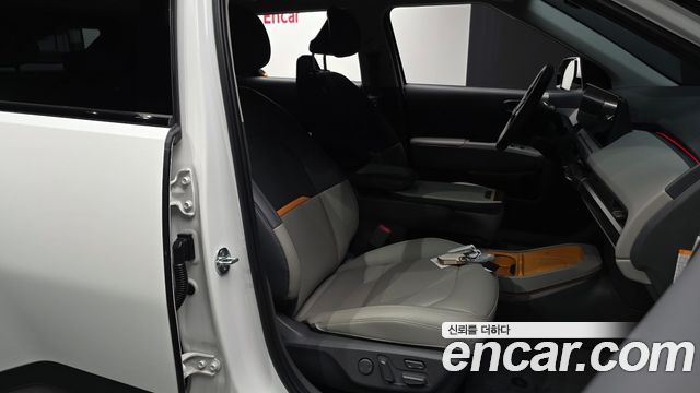 Kia EV3 Long Range 2WD Earth 2025 — фото 15