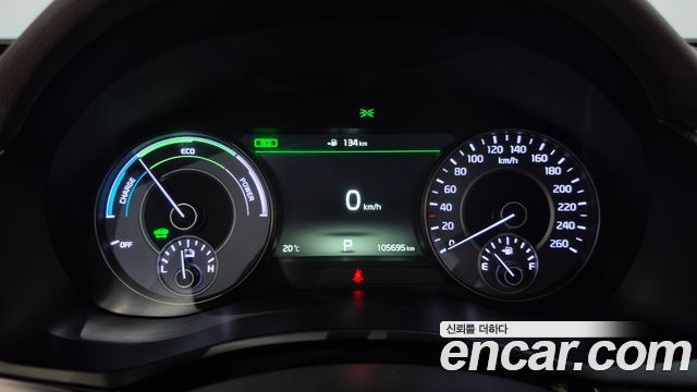 Kia K7 Hybrid Noblesse 2017 — фото 8