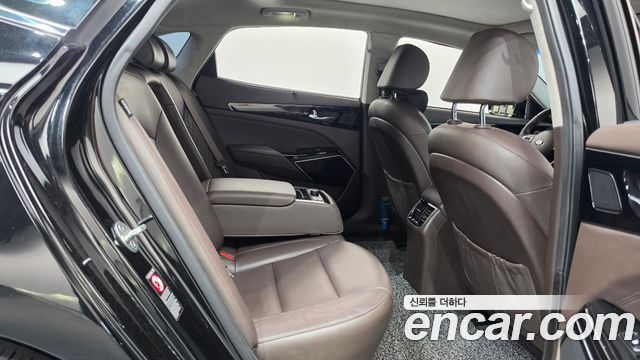 Kia K7 Hybrid Noblesse 2017 — фото 11