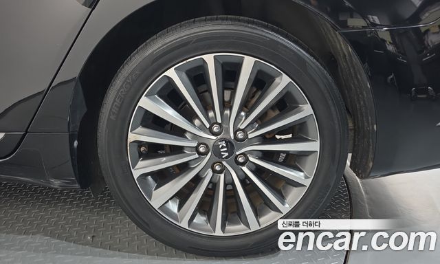 Kia K7 Hybrid Noblesse 2017 — фото 21