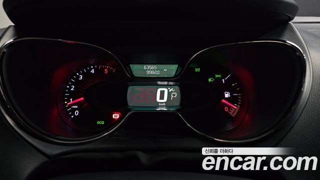 Renault Korea QM3 RE 2017 — фото 8