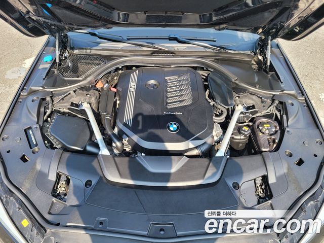 BMW 7 Series (G11) 740Li xDrive M Sport Package 2021 — фото 9
