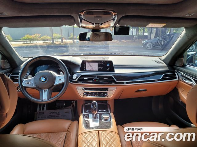BMW 7 Series (G11) 740Li xDrive M Sport Package 2021 — фото 15