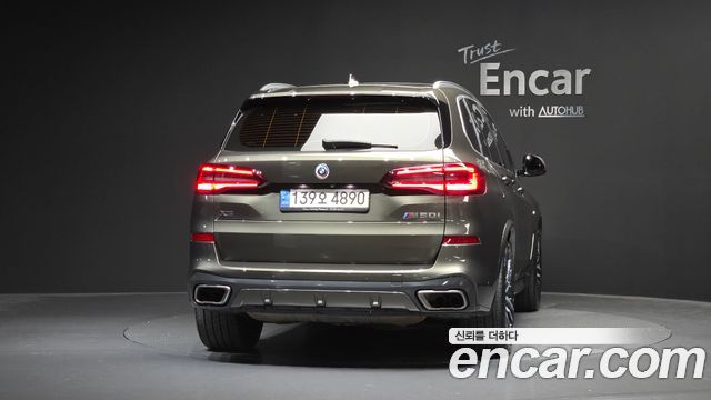 BMW X5 (G05) M50i 2023 — фото 4