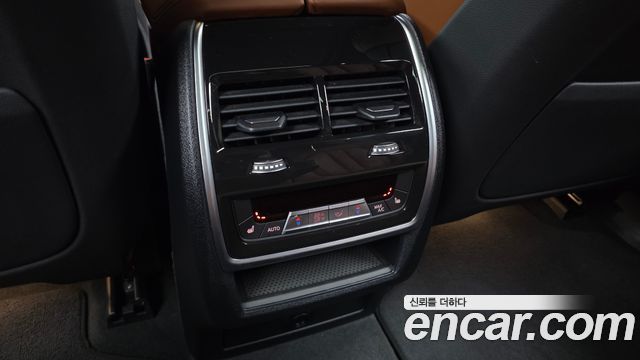 BMW X5 (G05) M50i 2023 — фото 18