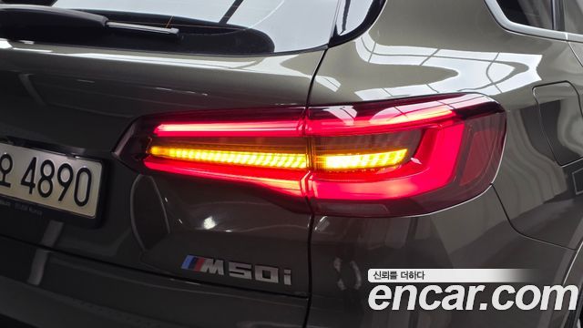BMW X5 (G05) M50i 2023 — фото 23