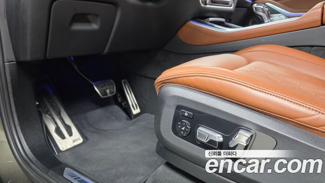 BMW X5 (G05) M50i 2023 — фото 29