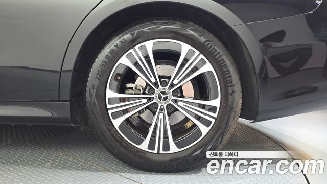 Mercedes-Benz E-Class (W214) E200 Avantgarde 2025 — фото 21