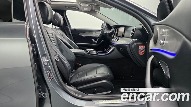 Mercedes-Benz E-Class (W213) E200 Avantgarde 2017 — фото 11