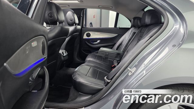 Mercedes-Benz E-Class (W213) E200 Avantgarde 2017 — фото 12