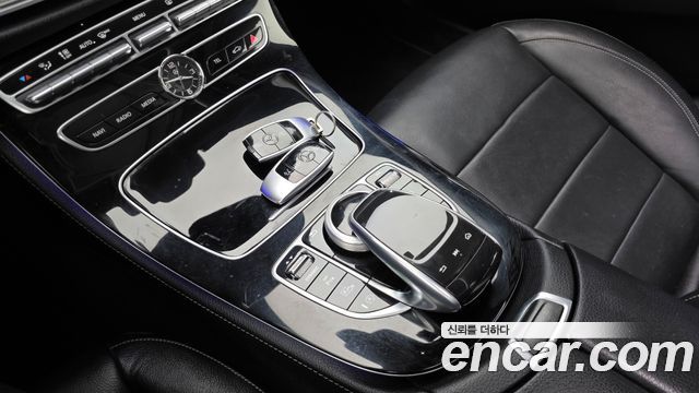 Mercedes-Benz E-Class (W213) E200 Avantgarde 2017 — фото 17