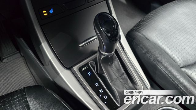 Hyundai Avante 1.6 GDi Modern Standard 2014 — фото 9