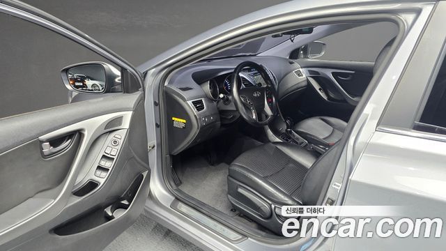 Hyundai Avante 1.6 GDi Modern Standard 2014 — фото 11