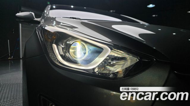 Hyundai Avante 1.6 GDi Modern Standard 2014 — фото 22