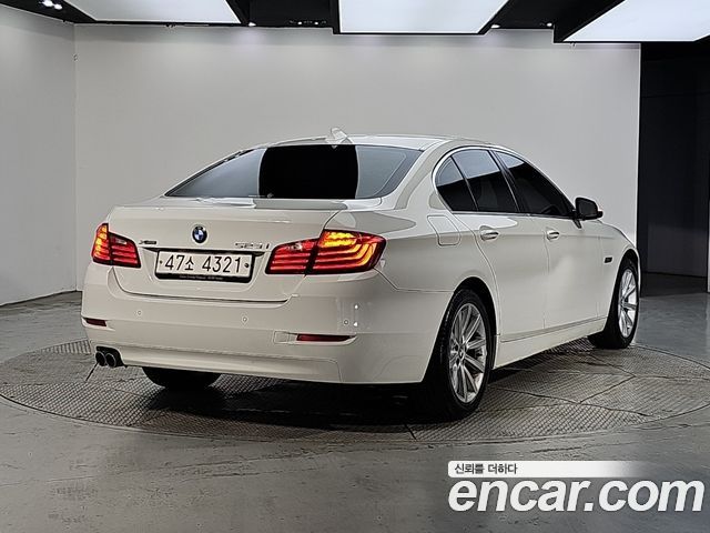 BMW 5 Series (F10) 528i xDrive 2014 — фото 4
