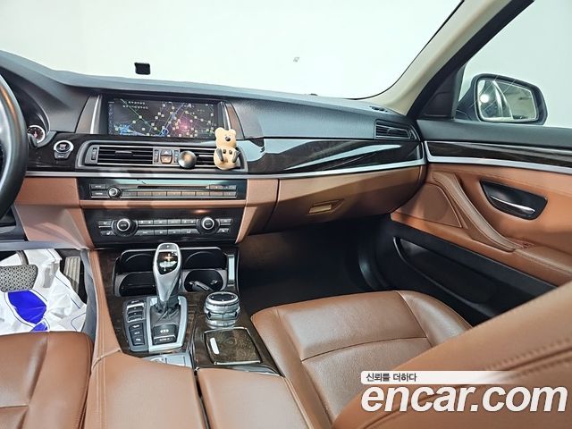 BMW 5 Series (F10) 528i xDrive 2014 — фото 10