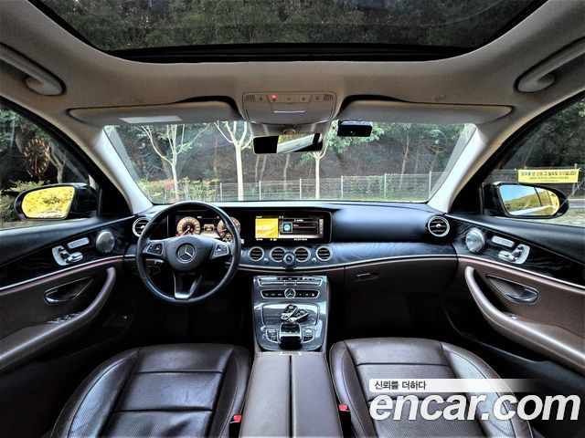 Mercedes-Benz E-Class (W213) E300 4MATIC Avnatgarde 2017 — фото 7