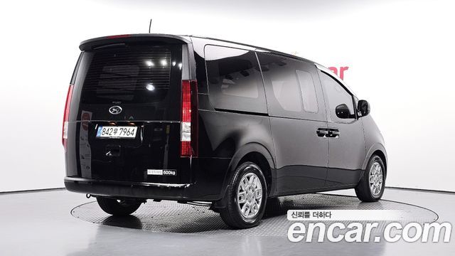 Hyundai Staria Cargo 5-Seater Modern 2023 — фото 2