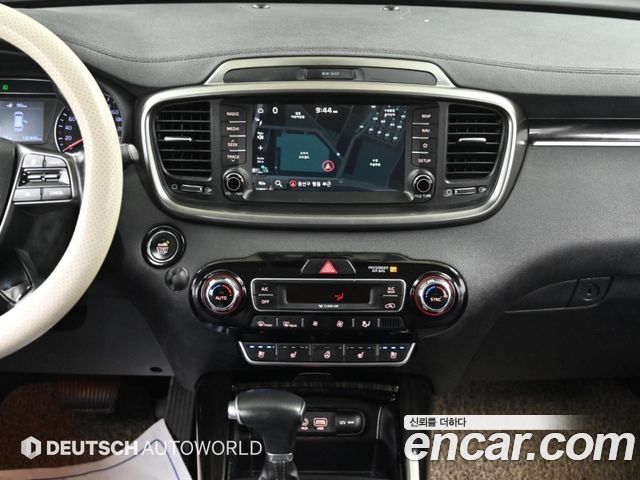 Kia Sorento Diesel 2.2 2WD No.1 Edition 2018 — фото 18