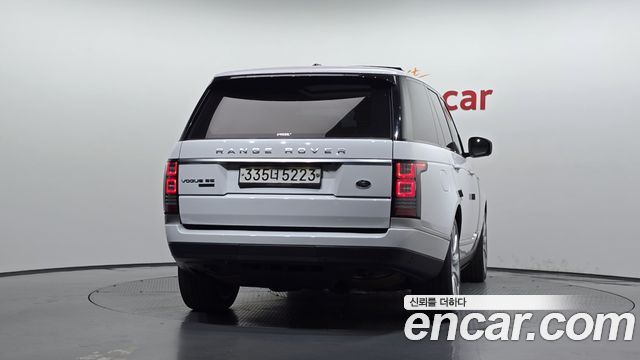 Land Rover Range Rover (IV) 4.4 SDV8 Vogue SE DIESEL 2016 — фото 4