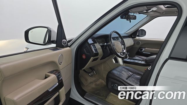 Land Rover Range Rover (IV) 4.4 SDV8 Vogue SE DIESEL 2016 — фото 10